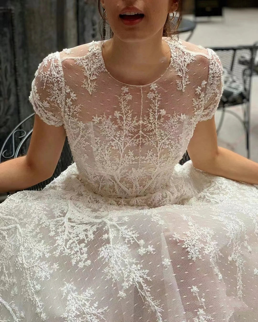 Bohemia Vintage Wedding Dresses O-Neck Short Sleeves Bridal Gowns Lace Appliques A-Line