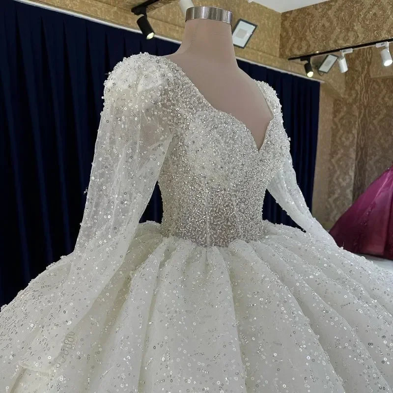 Customized White Ball Gown Long Sleeves Wedding Dresses Sweetheart Neck Lace Sequined Luxury Robe De Marie