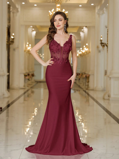 MisShow Elegant Straps Mermaid Wedding Dresses Lace Pearls Backless V Neck Sleeveless Gowns