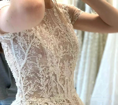 Bohemia Vintage Wedding Dresses O-Neck Short Sleeves Bridal Gowns Lace Appliques A-Line