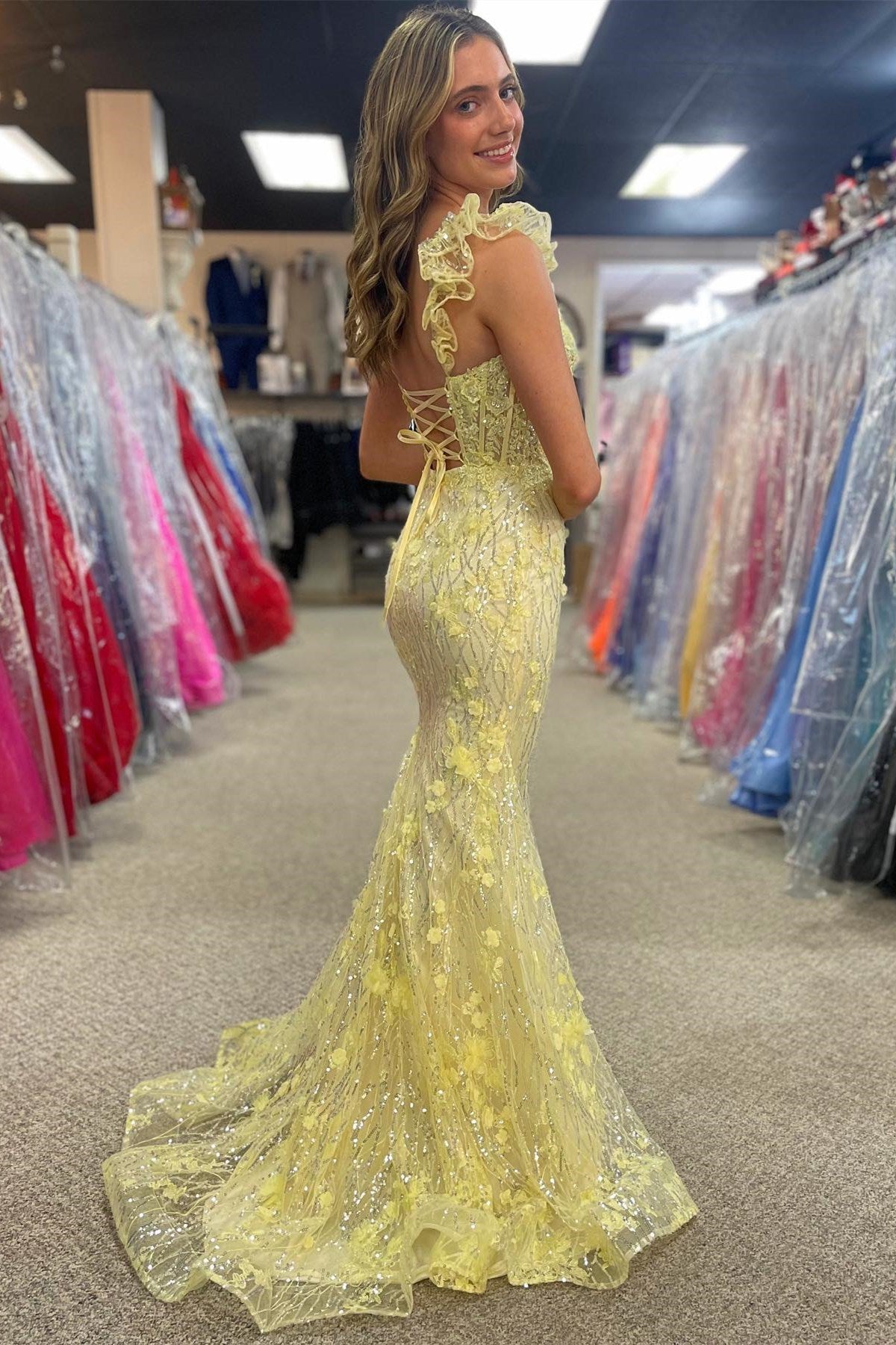 Red Appliques Sweetheart Flutter Sleeve Mermaid Long Prom Dress