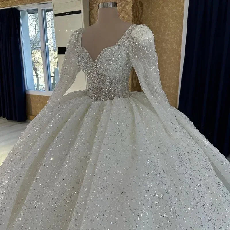 Customized White Ball Gown Long Sleeves Wedding Dresses Sweetheart Neck Lace Sequined Luxury Robe De Marie