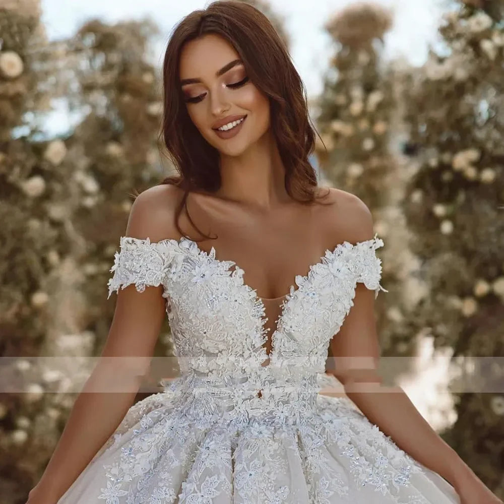 Flavinke Customized Women's Wedding Dresses Lace Applique Gowns