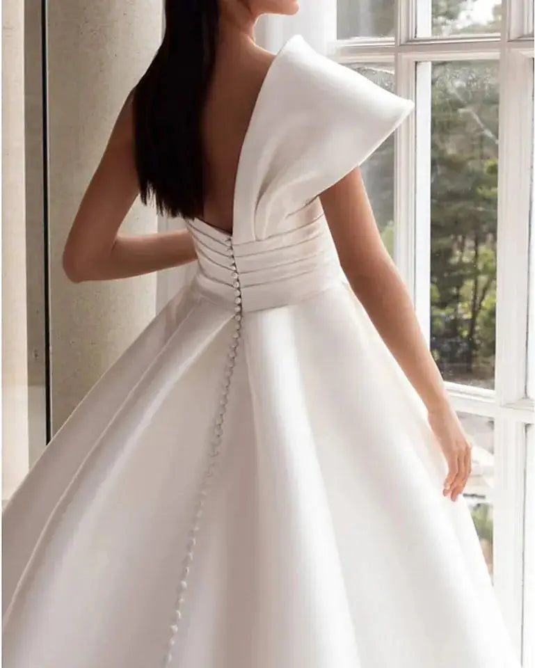 Customized Modern A-Line Wedding Dresses with Buttons and One Shoulder Design