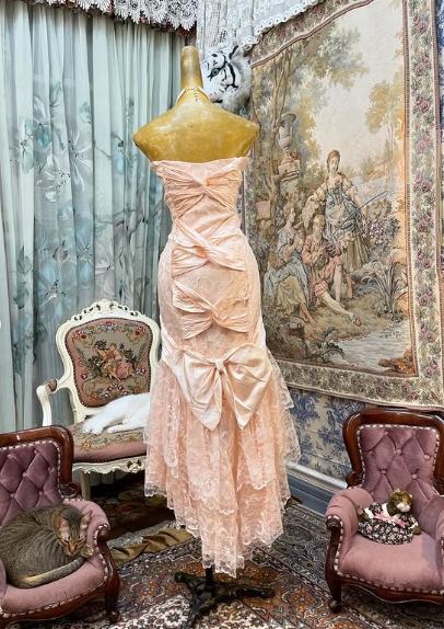 Sweetheart Pink Strapless Satin Bow Lace Long Prom Dress Evening Gown HZ1024