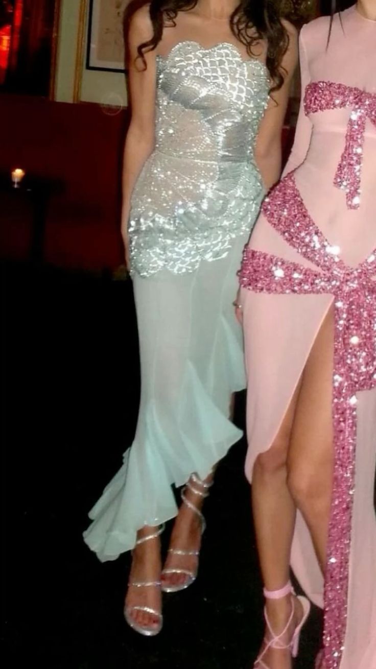 Beautiful Strapless Shiny Ruffle Sequined Side Leaking Prom Dress Evening Dress HZ1024