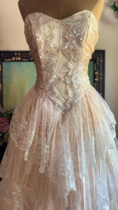 Vintage Pink Strapless Sequined Lace Trim Sweetheart Neck A-Line Prom Dress Evening Dress HZ1024