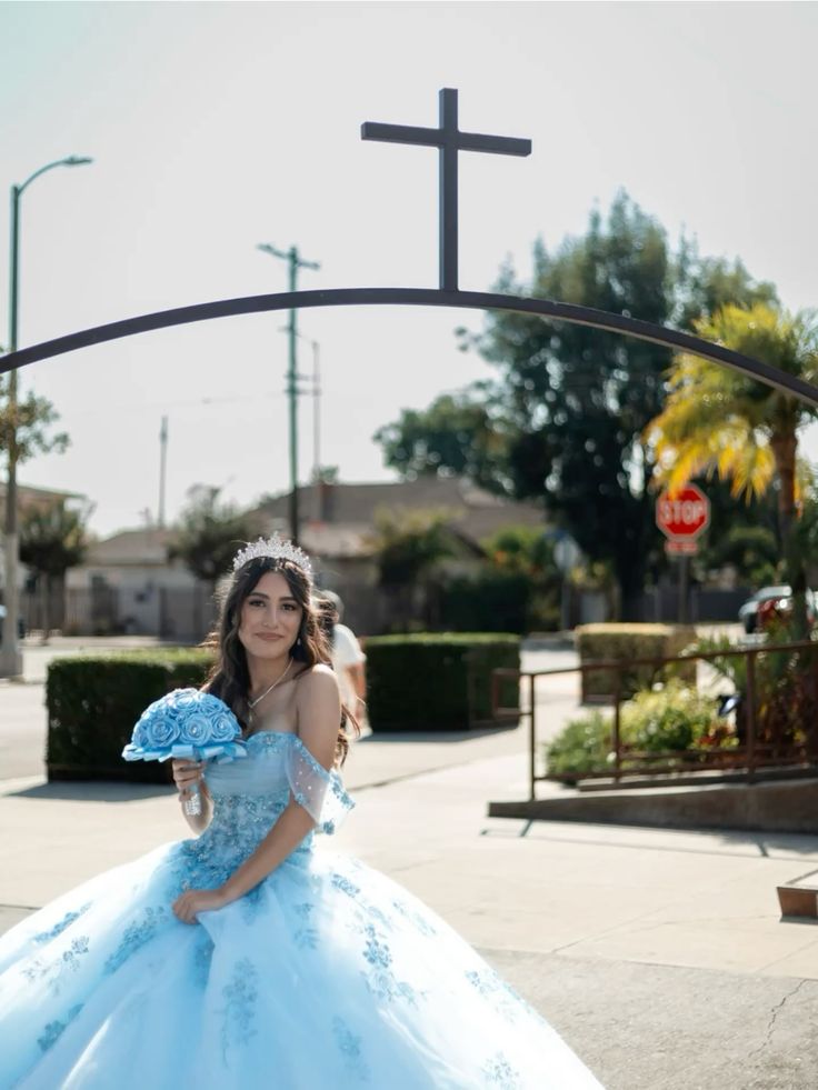 Beautiful Princess Dress Blue Off-the-shoulder Prom Dress A-line Floor-length Evening Dress HZ1024