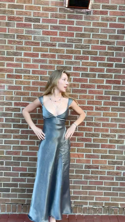 Elegant Silver-grey V-neck Sheath Satin Long Party Dress Evening Dress Prom Dress HZ1024