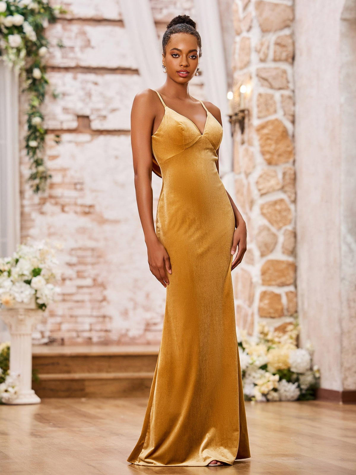 Sweetheart Neck Backless Fitted Velvet Long Gown Gold