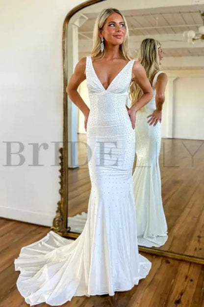 Green Prom Dress Mermaid V Neck Long Evening Dress with Beadings