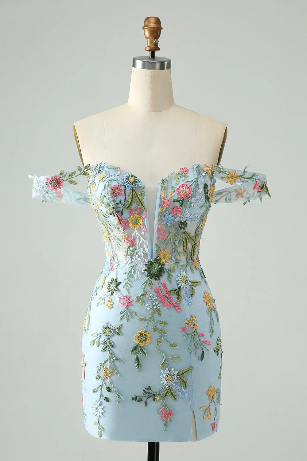 New Fashion Floral Embroidery Design A-line Strap Short Homecoming Dress HZ1024