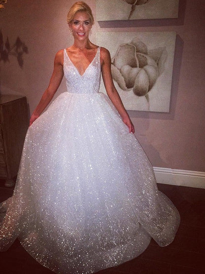 A-Line/Princess Tulle Wedding Dress Sweep/Brush Train Sleeveless V-neck Dresses