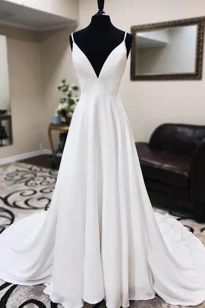 A-line Spaghetti Straps Lace Appliques Simple Wedding Dress V-neck Sexy