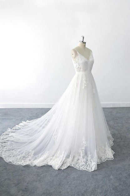 Amazing Ruffle Appliques Tulle A-line Wedding Dress