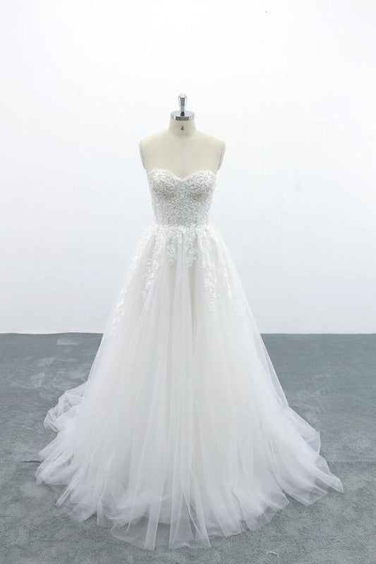 Appliques Strapless Tulle A-line Wedding Dress