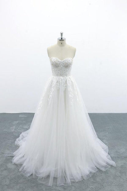 Appliques Strapless Tulle A-line Wedding Dress