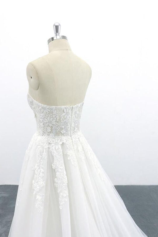 Appliques Strapless Tulle A-line Wedding Dress
