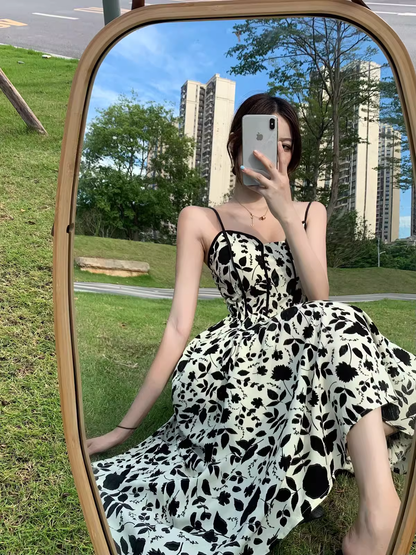 New Fashion Stylish Floral High-waisted Spaghetti Strap Dress HZ1024
