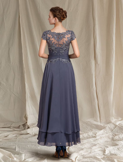 A-Line Mother of the Bride Dress Wedding Guest Vintage Plus Size Elegant V Neck  Satin Sleeve with Pleats