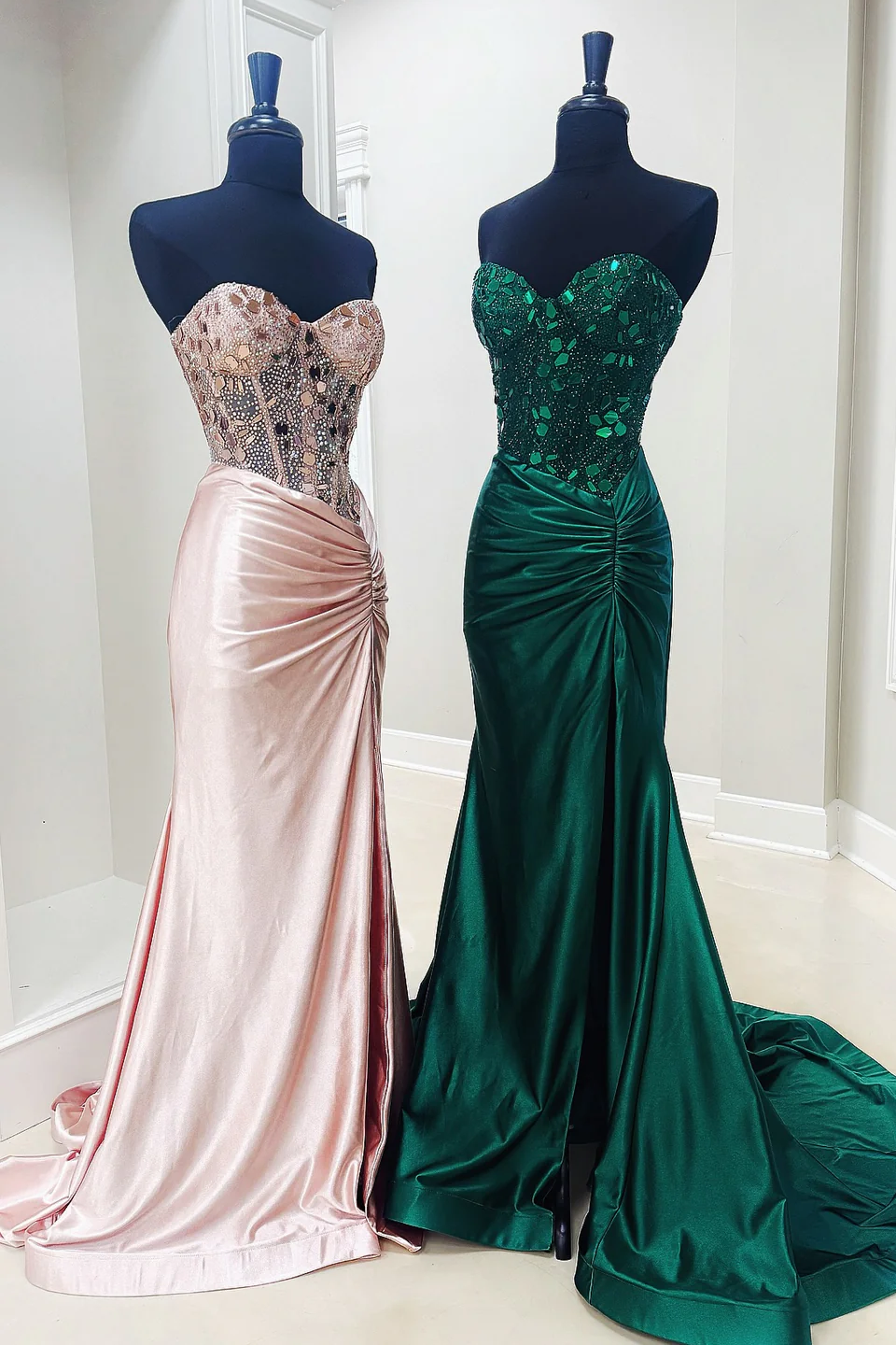 Sweetheart Strapless Mirror-Cut Sequins Mermaid Long Prom Dress with Slit