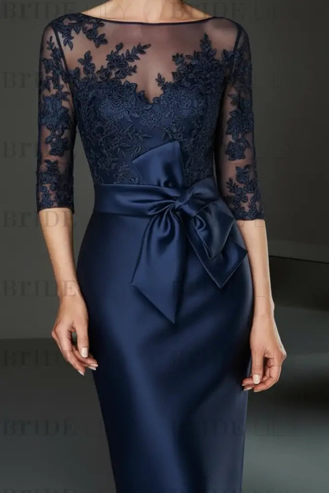 Bateau 3/4 Long Sleeves Satin Mother of the Bride Dresses with Lace