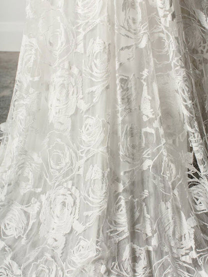 V-Neck Beach Wedding Dress White Sleeveless Backless Lace Split Long Bridal Gowns