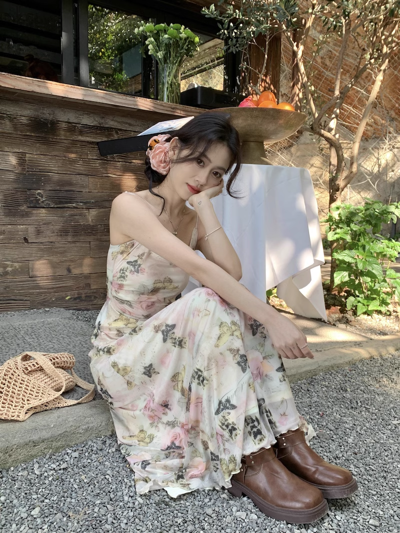 New Stylish Elegant Floral Design Spaghetti Strap Dress HZ1024