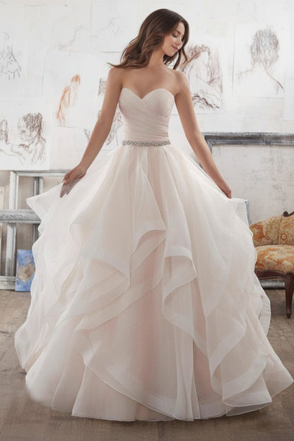 Sweetheart Ball Gown Wedding Dresses Sleeveless Asymmetric Tulle Bridal Gown