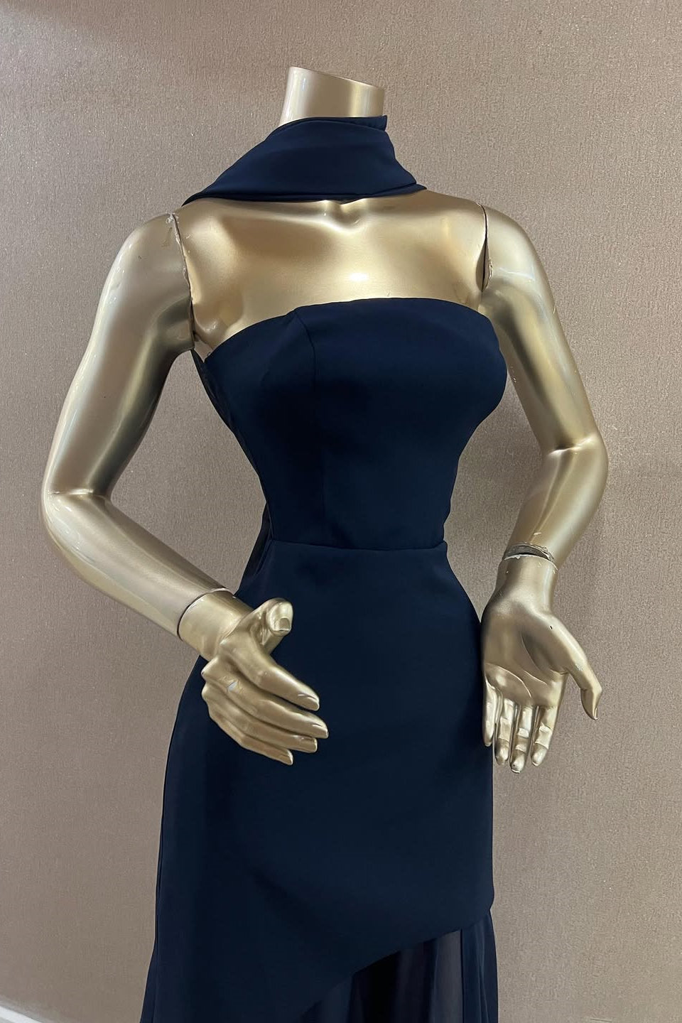 Navy Blue Evening Gown Strapless Sleeveless Prom Dresses with Scarf