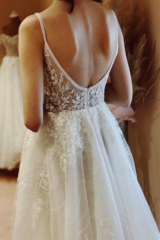 Spaghetti Straps Lace Tulle Wedding Dress A Line with Appliques