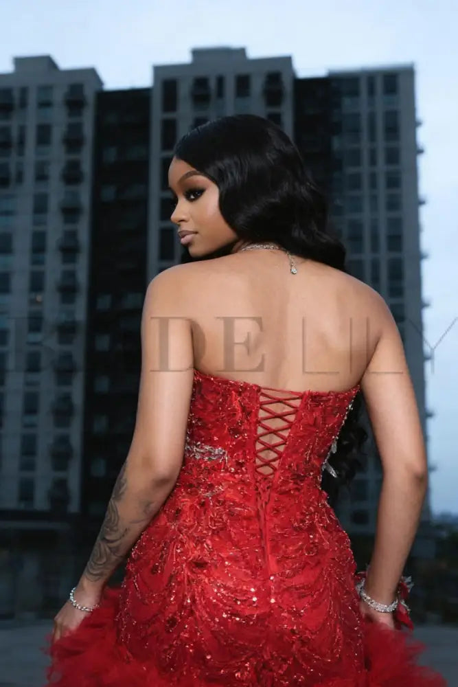 Charming Sleeveless Beadings Red Prom Dress Sequined with High Slit