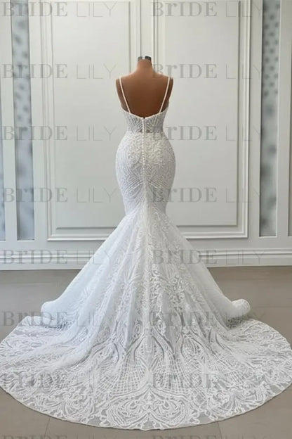 Charming Sleeveless Spaghetti Straps Mermaid Wedding Dress with Ruffles