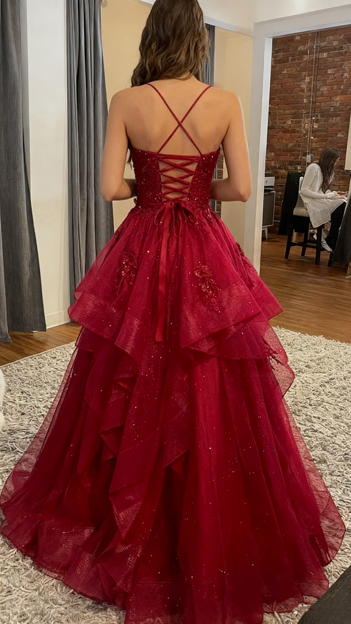 Chic Ball Gown Spaghetti Straps Burgundy Layered Prom Dress Tulle Long Evening Formal Gowns