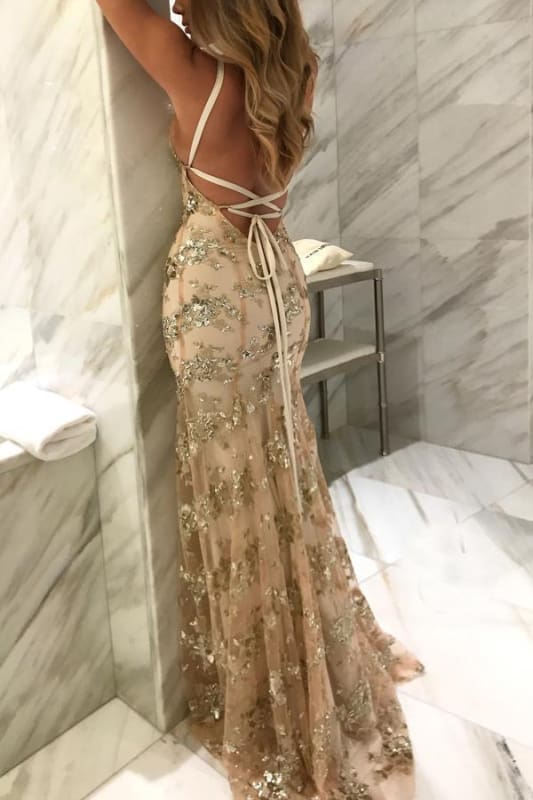 Chic Spaghetti Straps V-neck Mermaid Evening Dress Sequins Prom Gowns