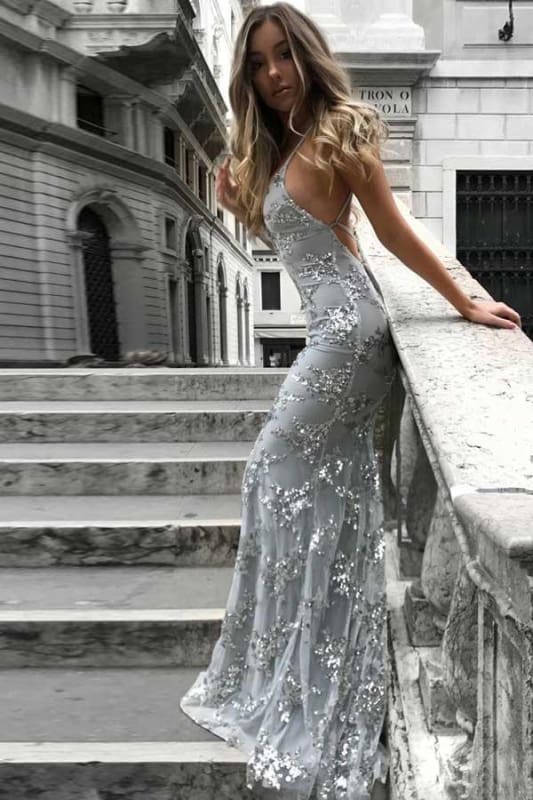 Chic Spaghetti Straps V-neck Mermaid Evening Dress Sequins Prom Gowns