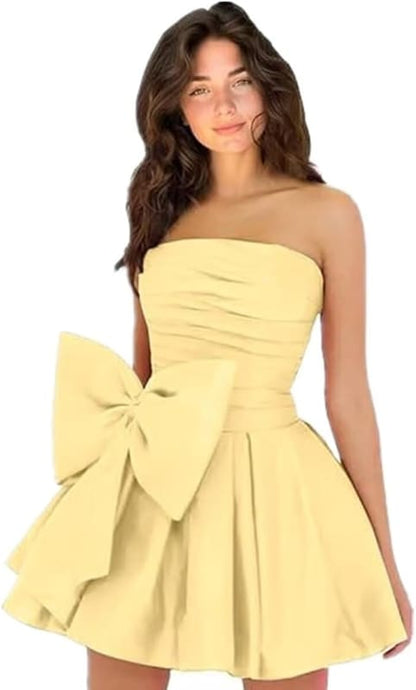Chic Sleeveless Ruched Short Homecoming Dresses Lace Up Mini Party Wear Dress with Bow