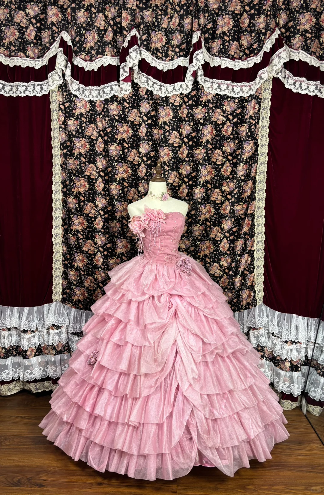 Retro Pink Strapless A-Line Satin Quinceanera Dresses Sweet 16 Birthday Ball Gowns, HZ0319