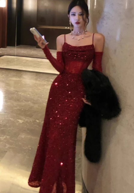 Chic Burgundy Prom Dress Sequins Sheath Spaghetti Straps Evening Dress Sleeveless Birthday Dress DP05222