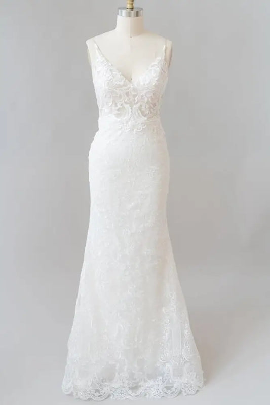 Elegant Appliques V-neck Sheath Wedding Dress Sleeveless