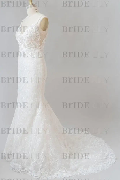 Elegant Appliques V-neck Sheath Wedding Dress Sleeveless