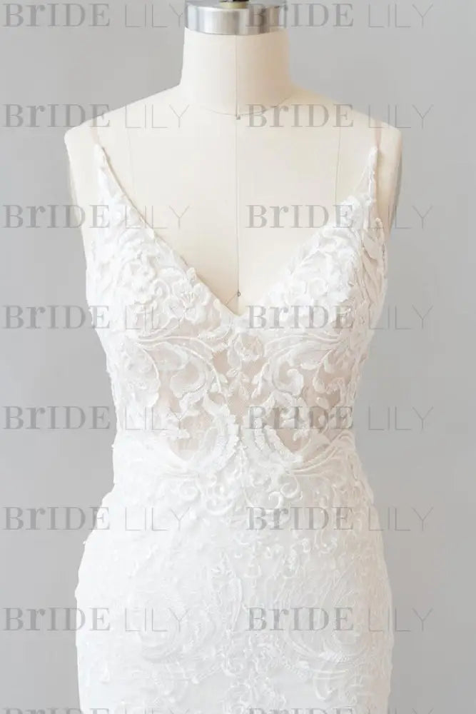 Elegant Appliques V-neck Sheath Wedding Dress Sleeveless