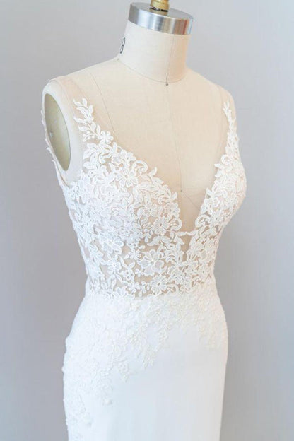Elegant Lace Mermaid Wedding Dress Floor Length Bridal Gown with Sleeves