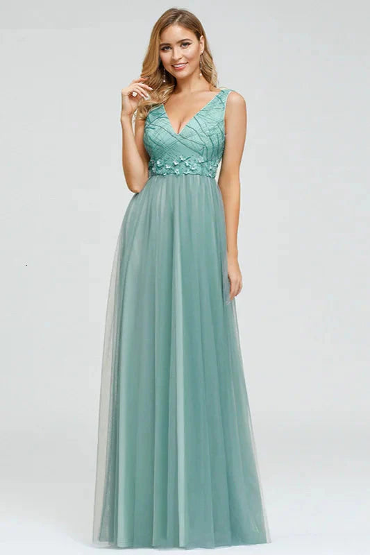 Elegant V-Neck Sleeveless Long Evening Gowns Tulle With Appliques