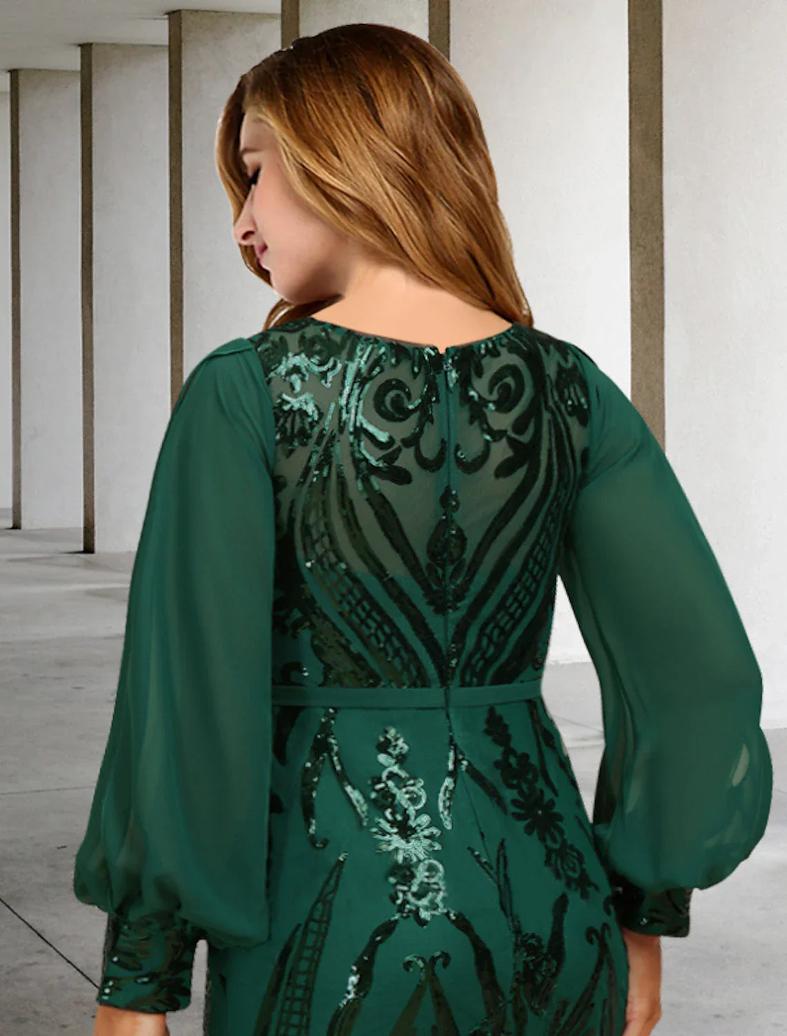 Mermaid / Trumpet Plus Size Curve Mother of the Bride Dresses Elegant Dress Formal Wedding Guest Sweep / Brush Train Long Sleeve Jewel Neck Chiffon with Sequin