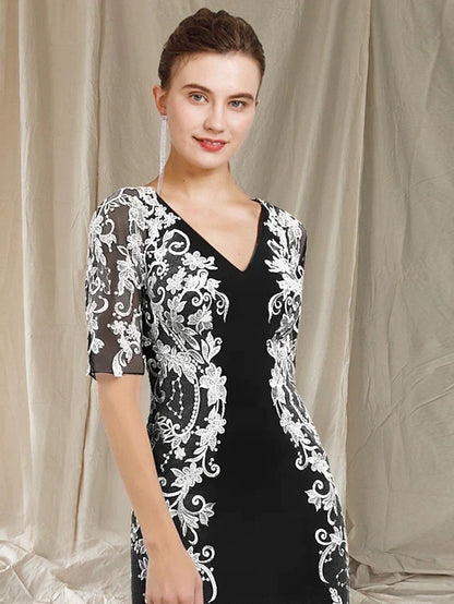 Sheath / Column Mother of the Bride Dress Elegant V Neck Floor Length Chiffon Lace Half Sleeve with Appliques