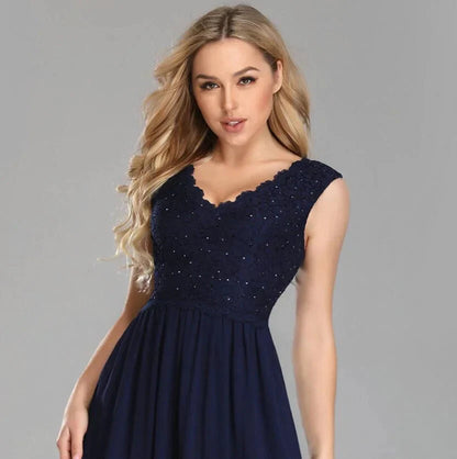 Gorgeous Navy Blue Lace Prom Dress Long V-Neck Beadings Evening Gowns
