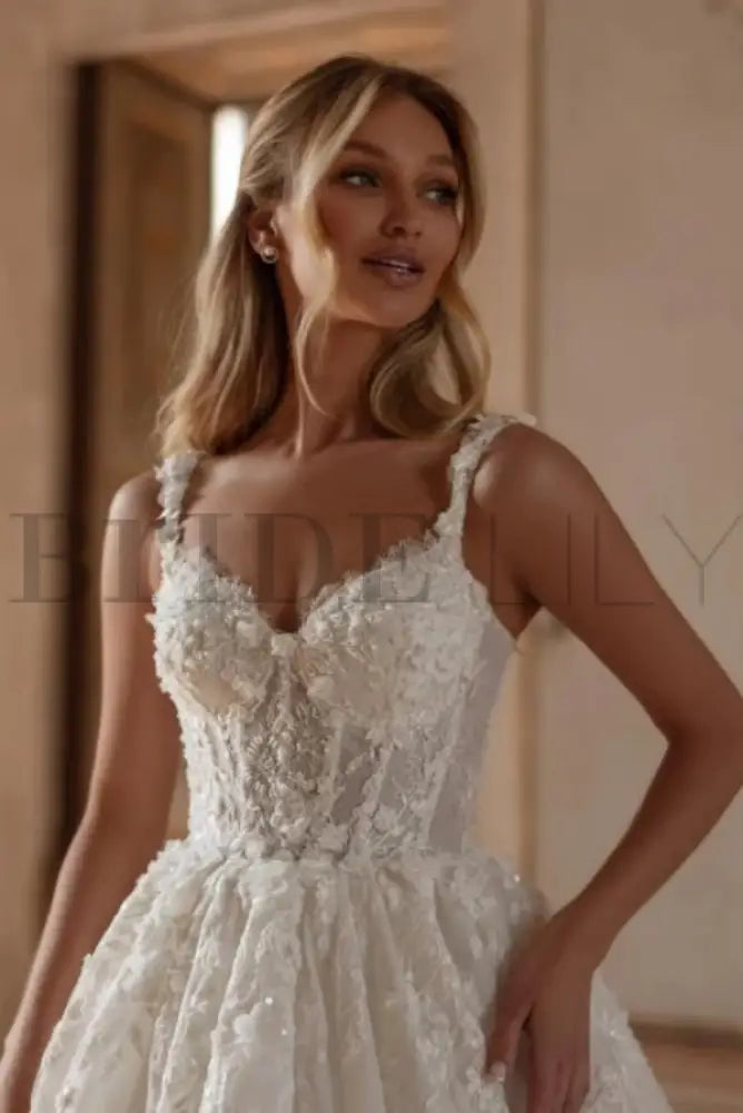 Gorgeous Tulle Lace Aline Wedding Dress Sweetheart with Chapel Train