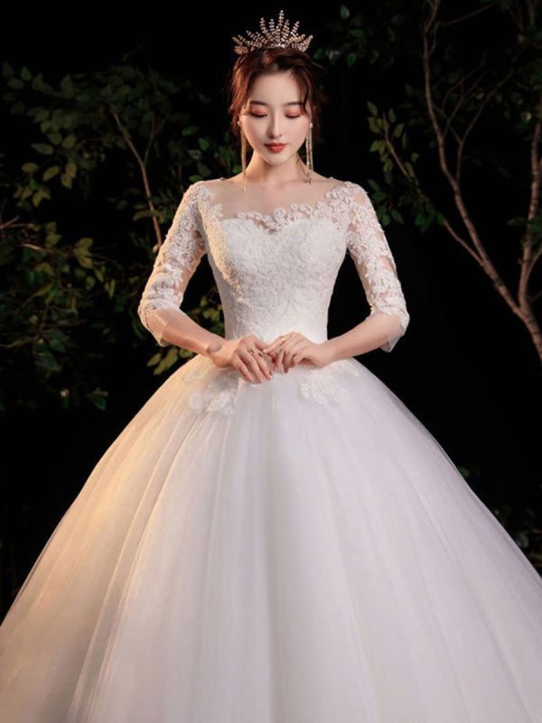 Half Sleeves Simple Wedding Dress White Jewel Neck Appliques Ball Gown
