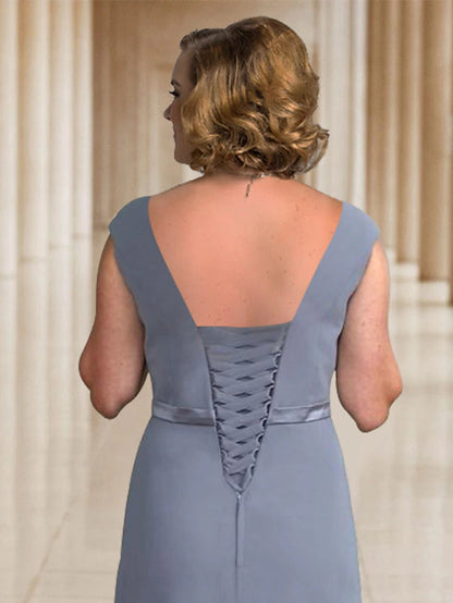 Sheath / Column Mother of the Bride Dress Plus Size Elegant V Neck Floor Length Chiffon Sleeveless with Sash